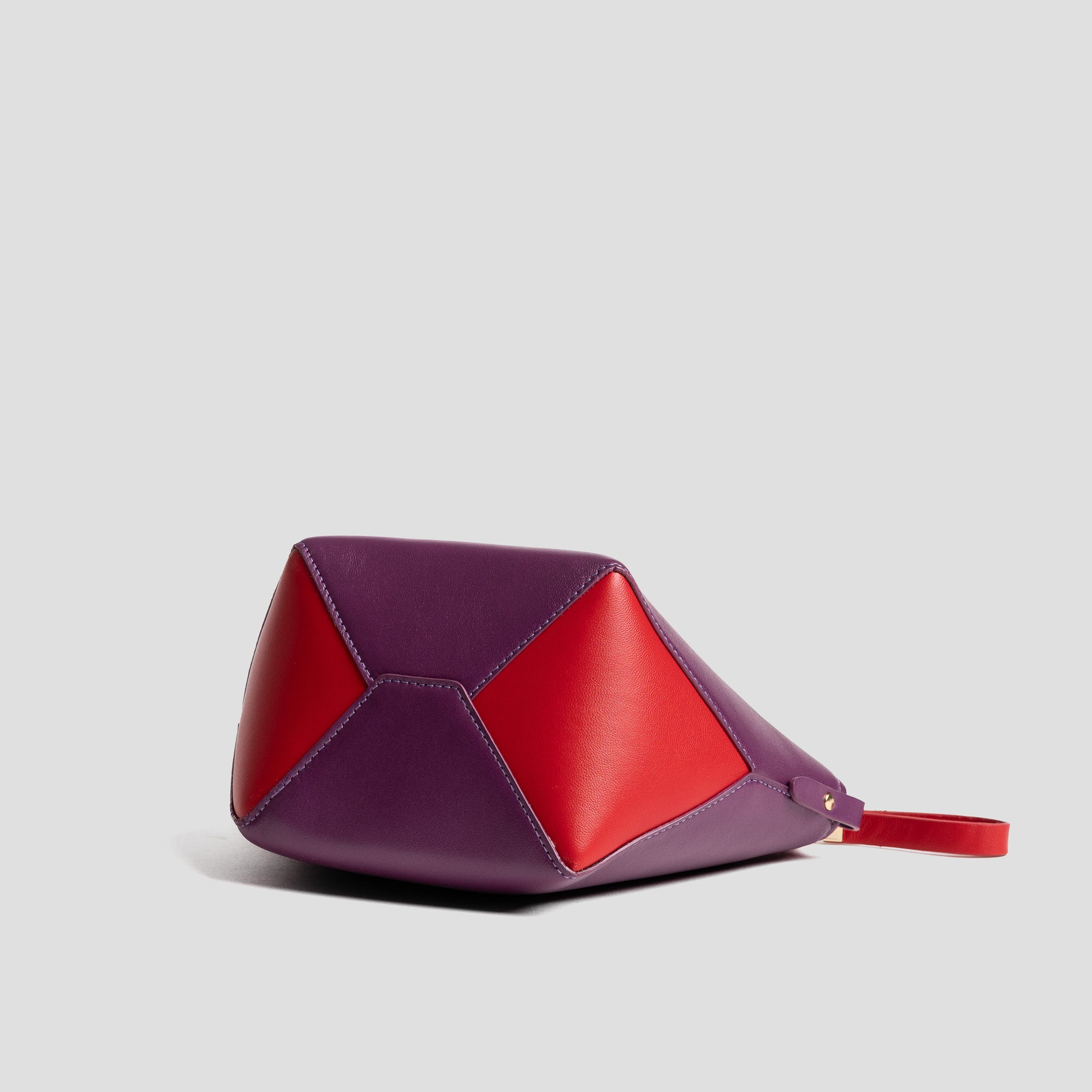 Trousse maquillage | cuir violet et rouge lipstick