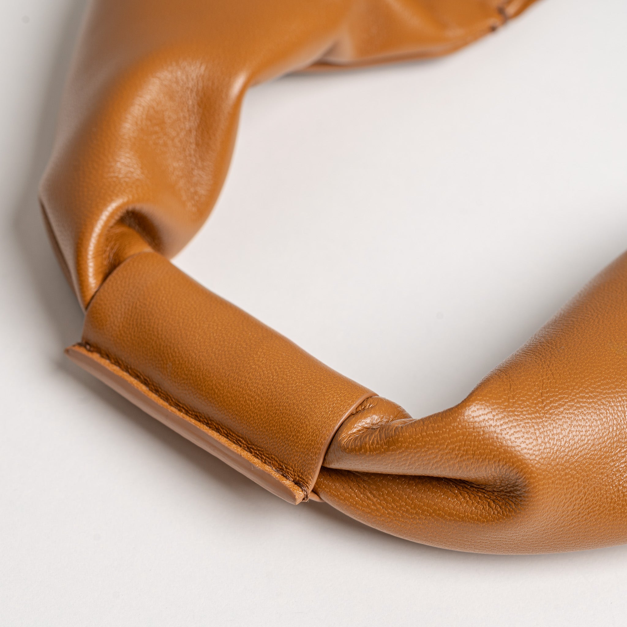 Odette | Hobo caramel