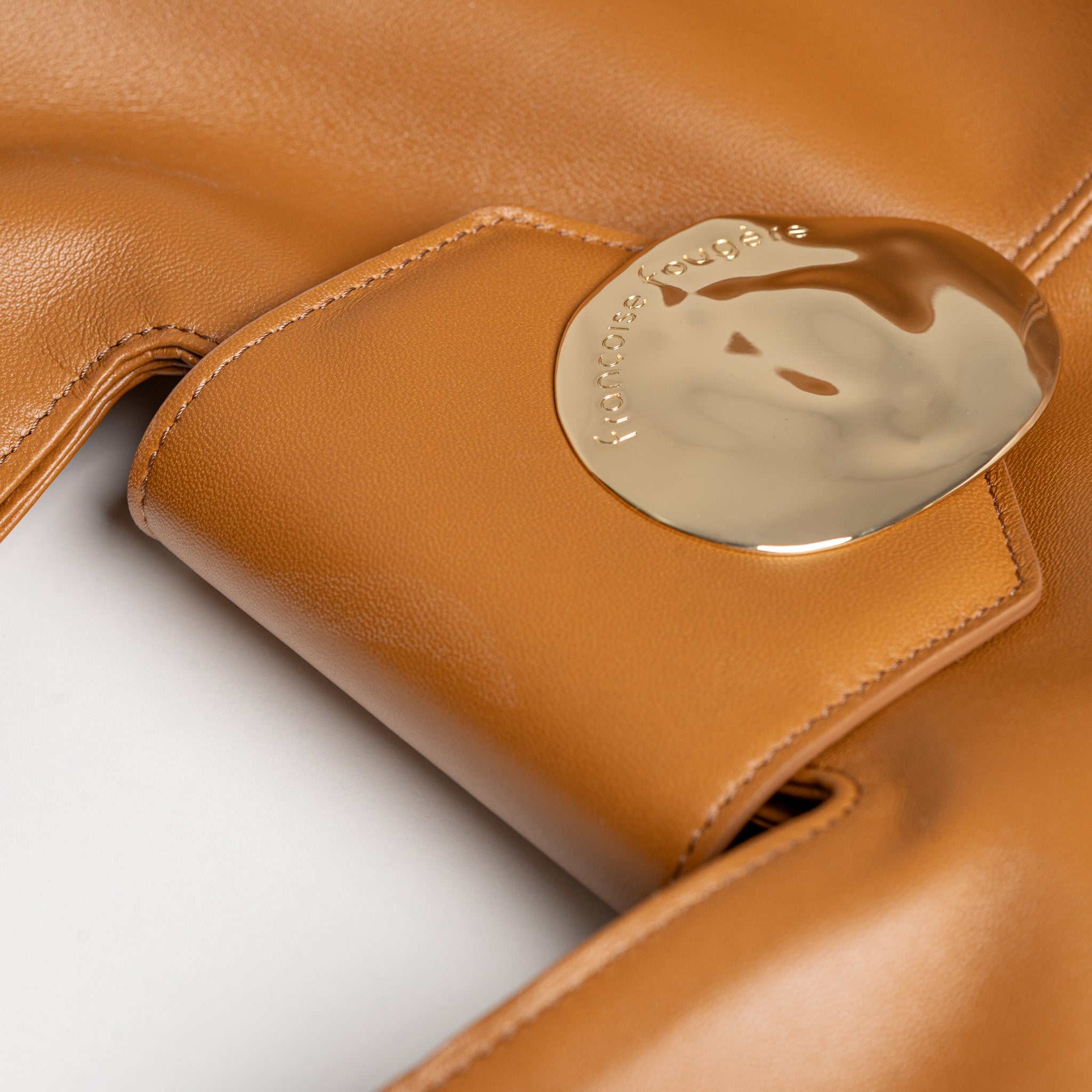 Odette | Hobo caramel