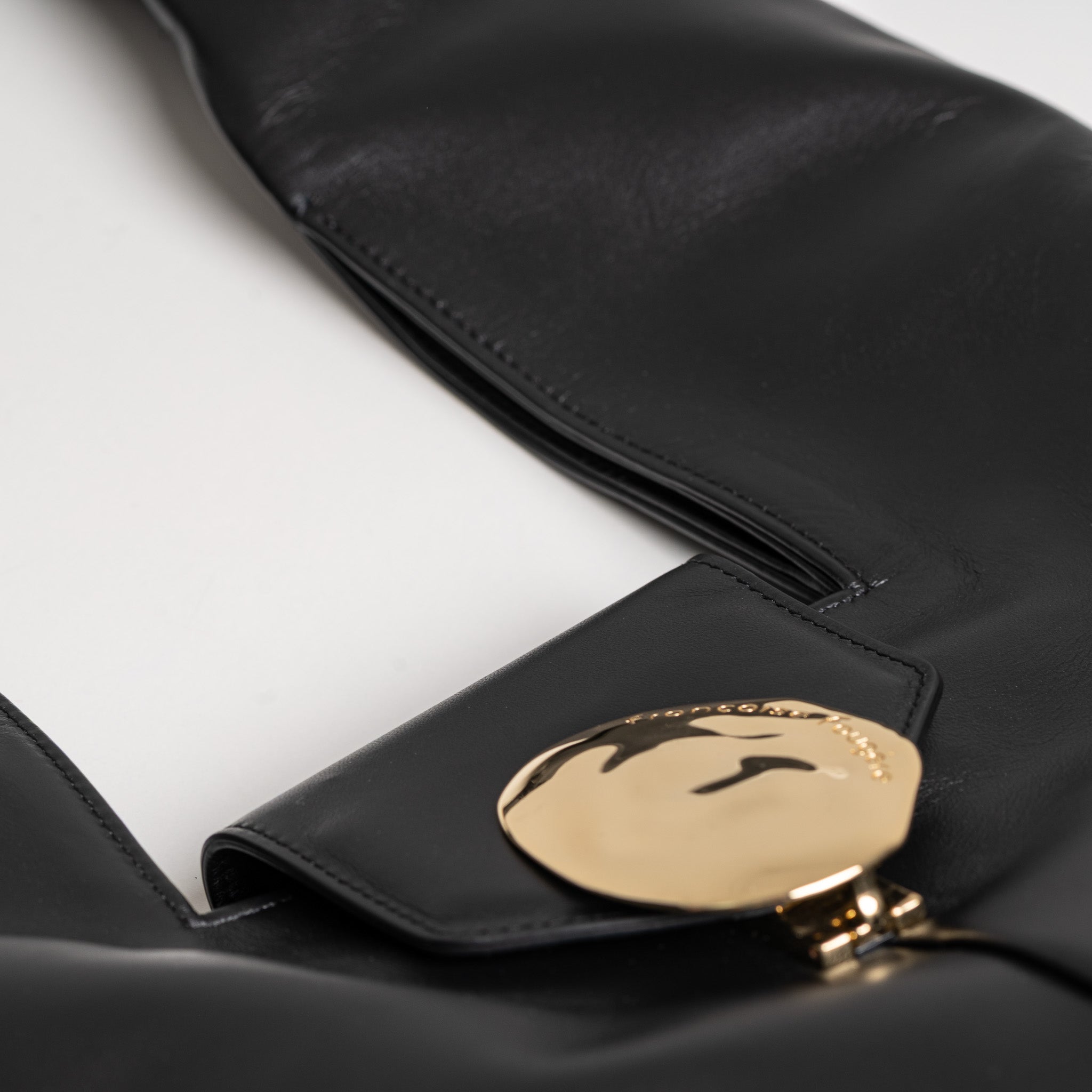 Odette | Hobo cuir lisse noir